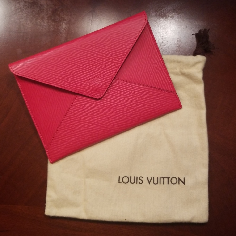 Louis Vuitton Epi Envelope Clutch